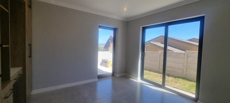 3 Bedroom Property for Sale in Fraaiuitsig Western Cape
